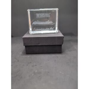 Royal‎ Caribbean 3D Crystal Block, Independence of the Seas Keepsake, Etched